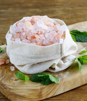 Pink Himalayan Crystal Salt and The Benefits