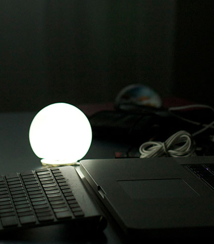 Round White USB Computer Himalayan Salt Crystal Lamp